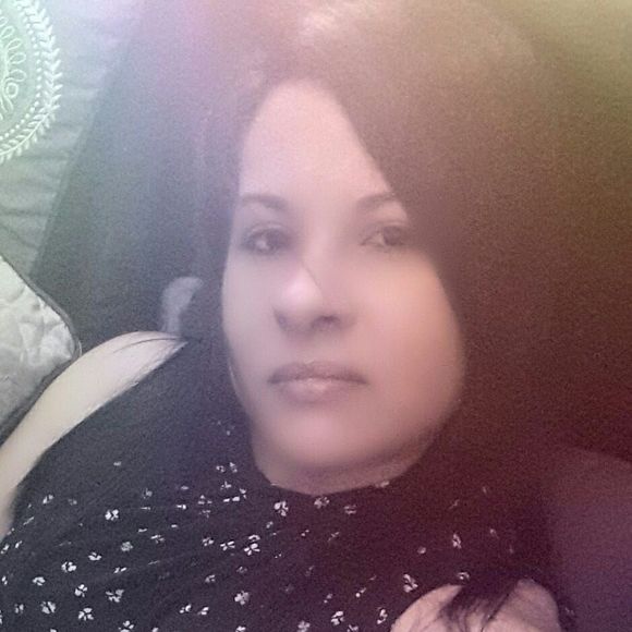 Meet your Posher, Marilyn - Picture 1 of 1